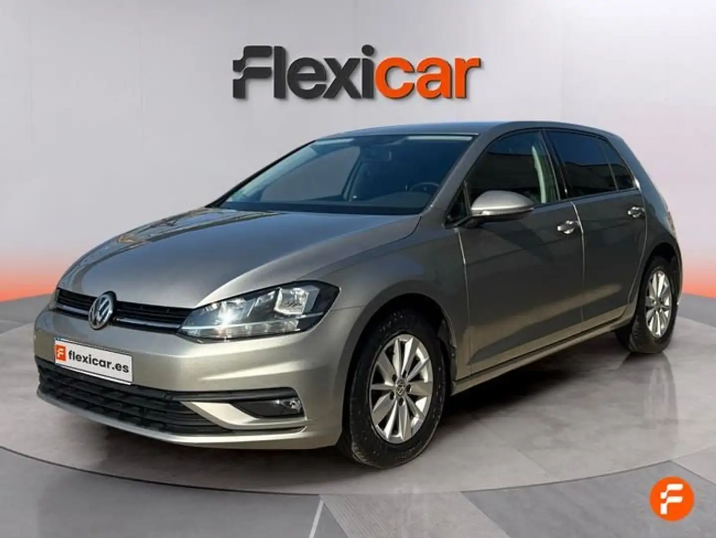 Volkswagen Golf 1.0 TSI Advance 85kW Gris - 2