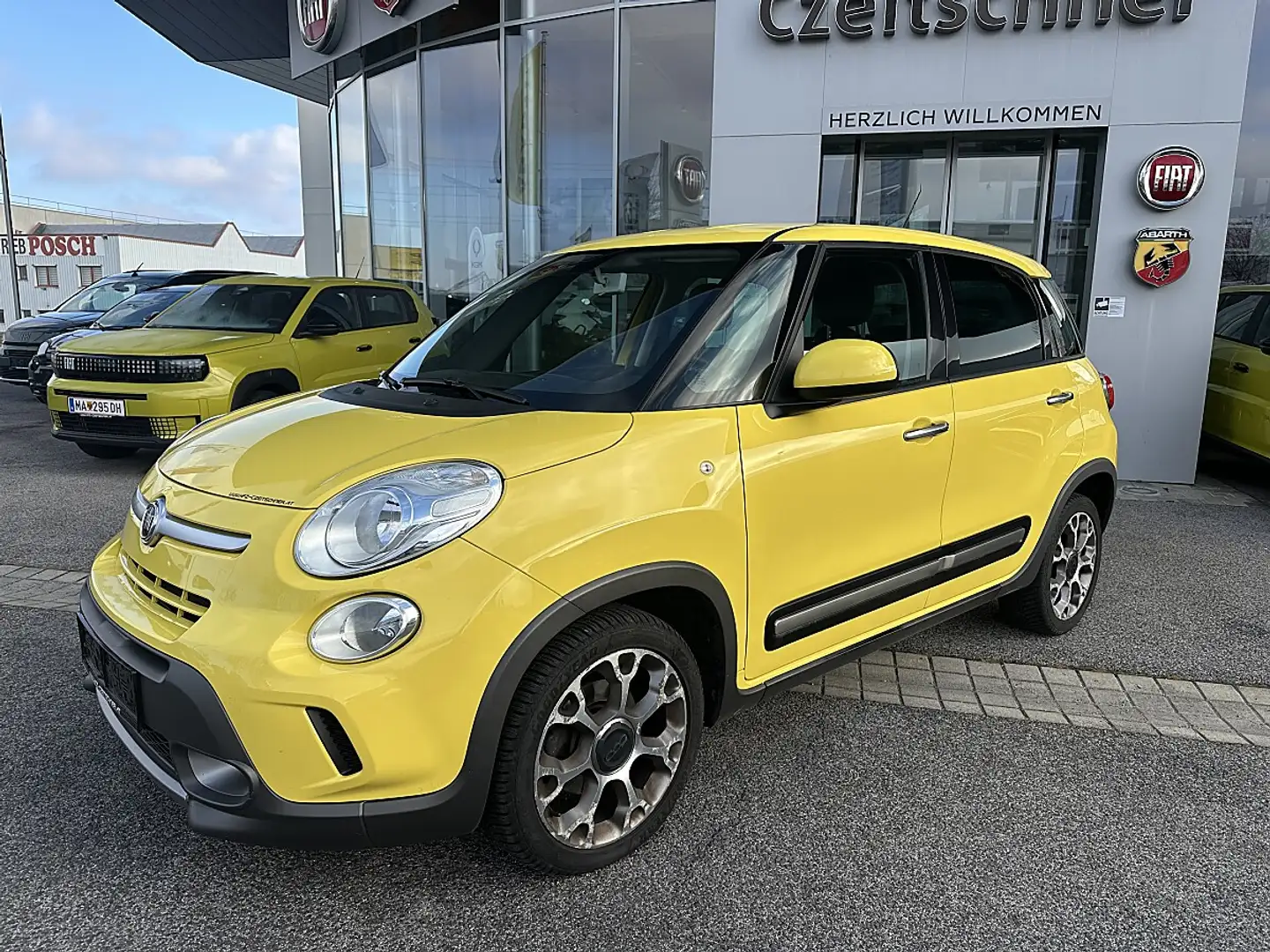 Fiat 500L Trekking 0,9 TwinAir Turbo 105 Start&Stop Gelb - 2