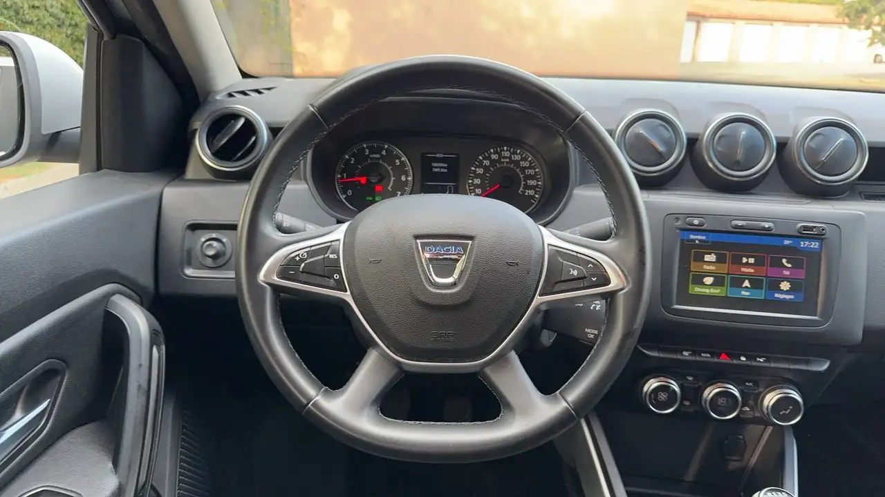 Dacia Duster — photo 23