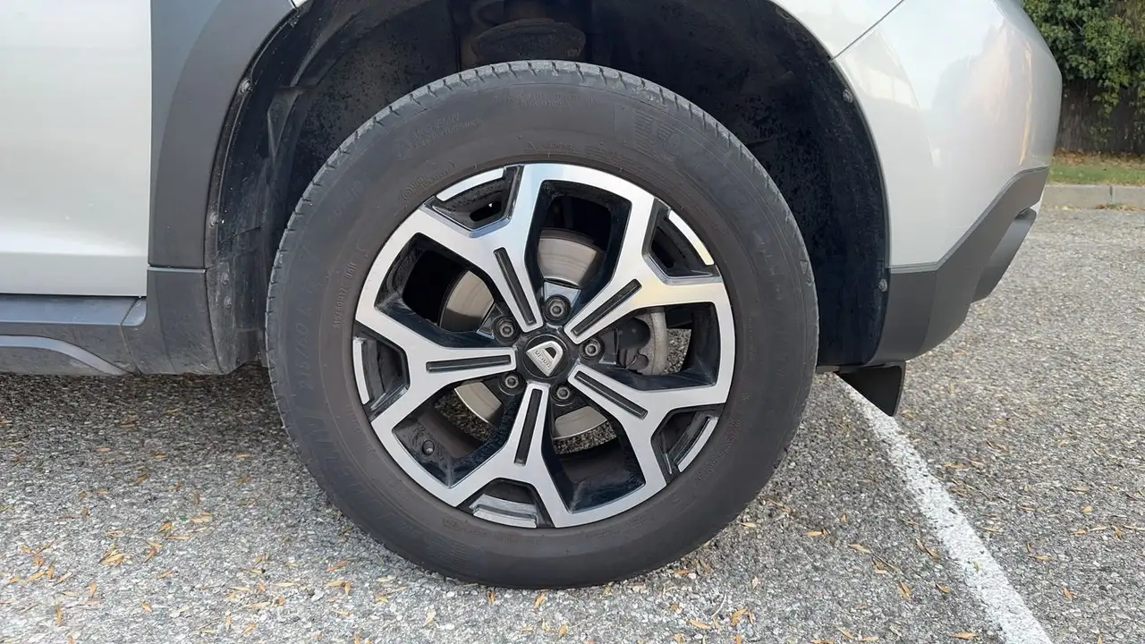 Dacia Duster — photo 17