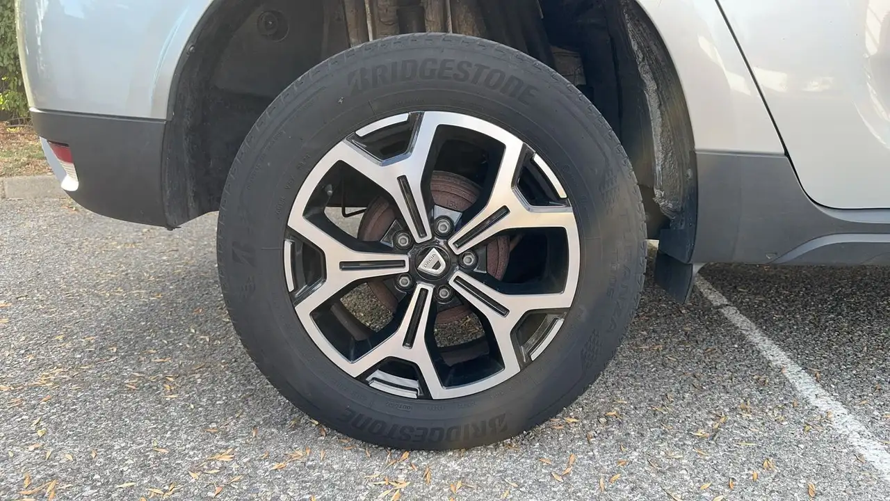 Dacia Duster — photo 16
