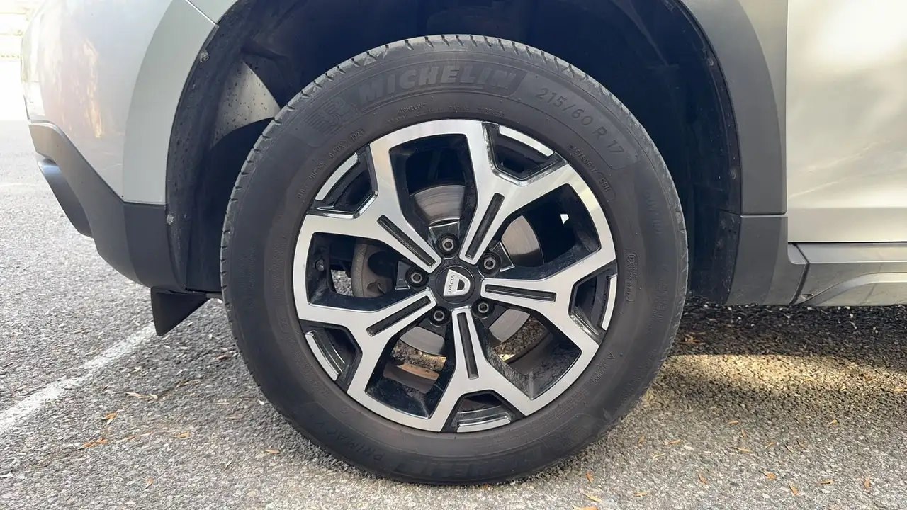 Dacia Duster — photo 18