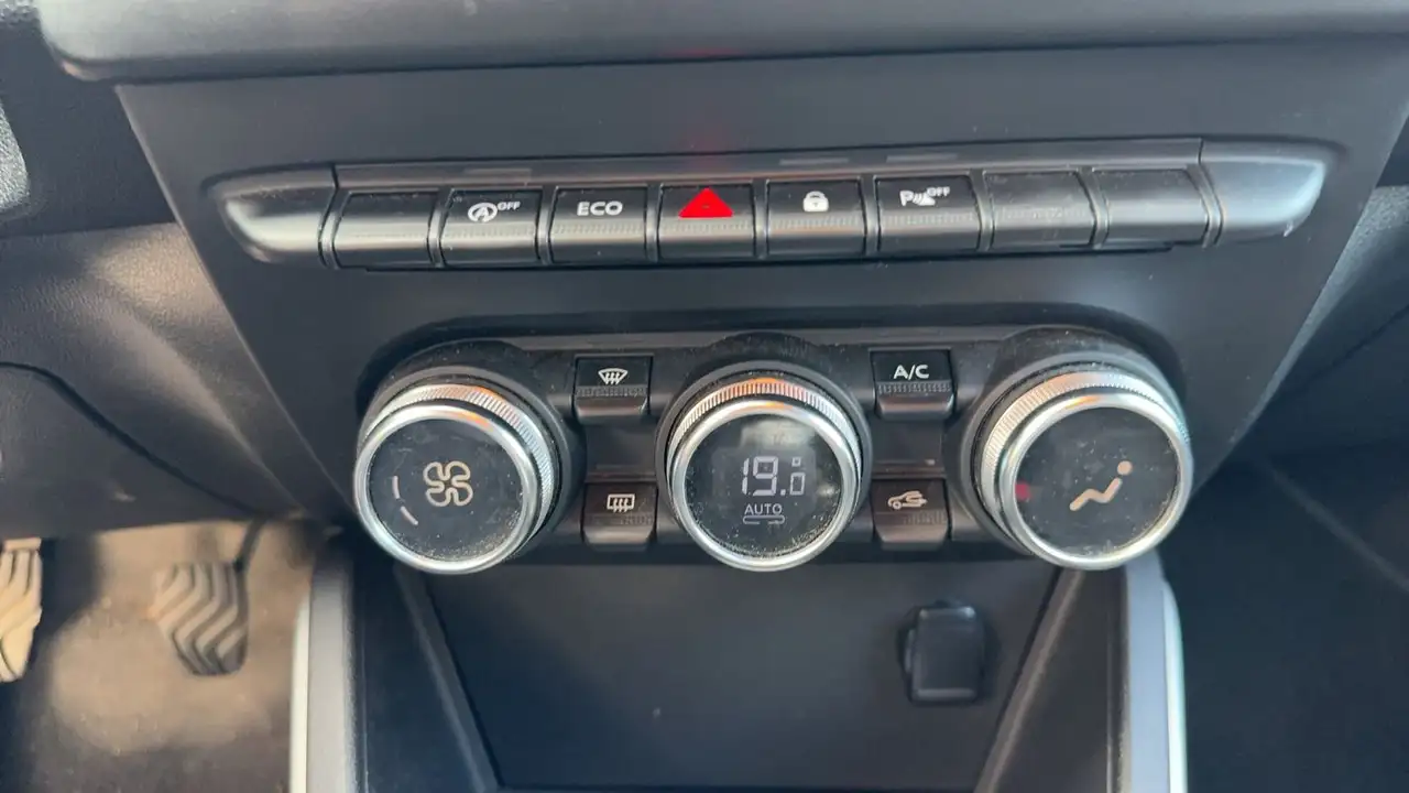 Dacia Duster — photo 29