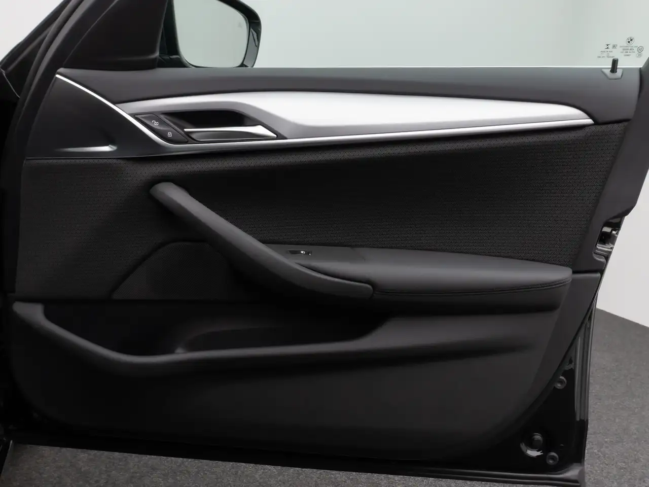 BMW 520 Kamera DAB Sport Klima-4Zonen Alarm ParkAss, миниатюра 30