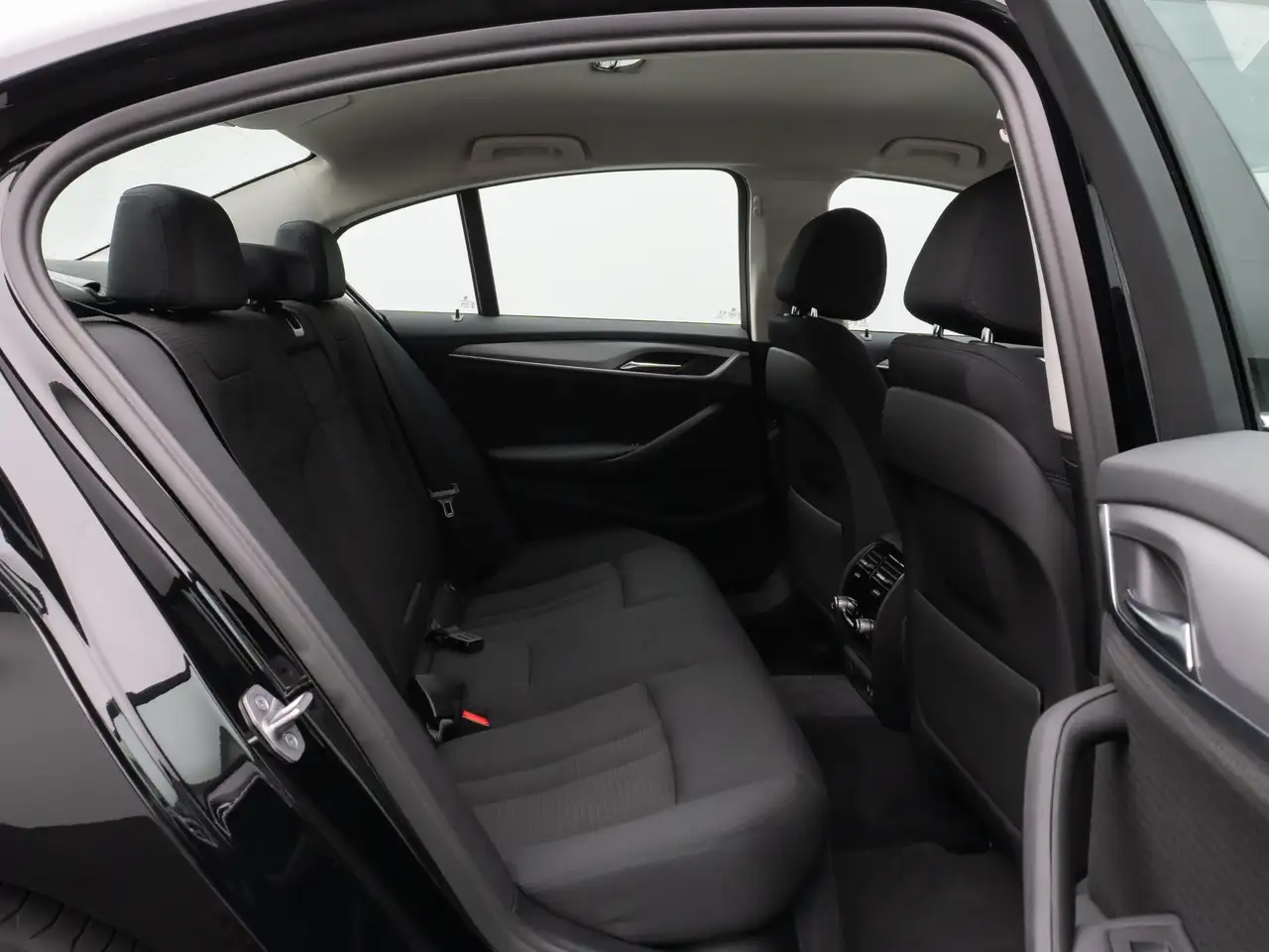 BMW 520 Kamera DAB Sport Klima-4Zonen Alarm ParkAss, миниатюра 26