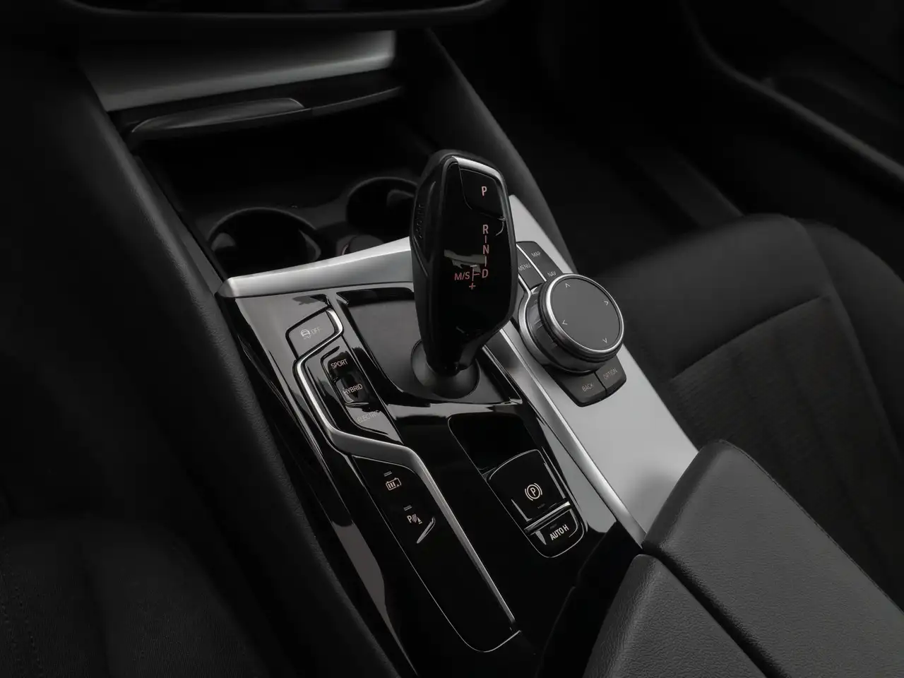 BMW 520 Kamera DAB Sport Klima-4Zonen Alarm ParkAss, миниатюра 22