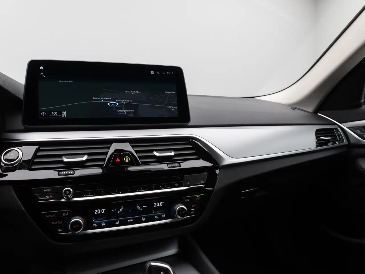 BMW 520 Kamera DAB Sport Klima-4Zonen Alarm ParkAss, миниатюра 21