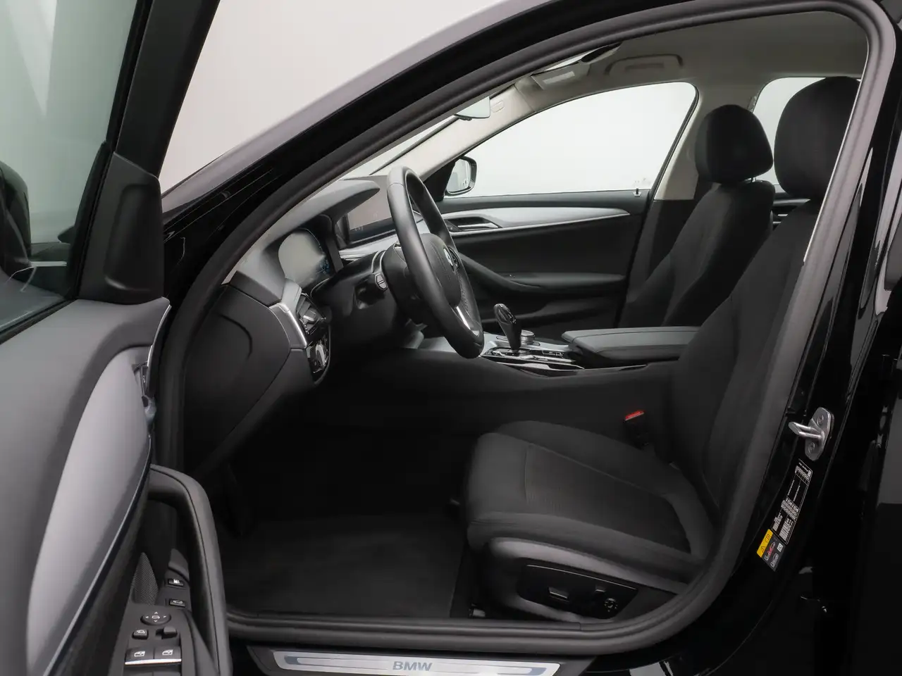 BMW 520 Kamera DAB Sport Klima-4Zonen Alarm ParkAss, миниатюра 19
