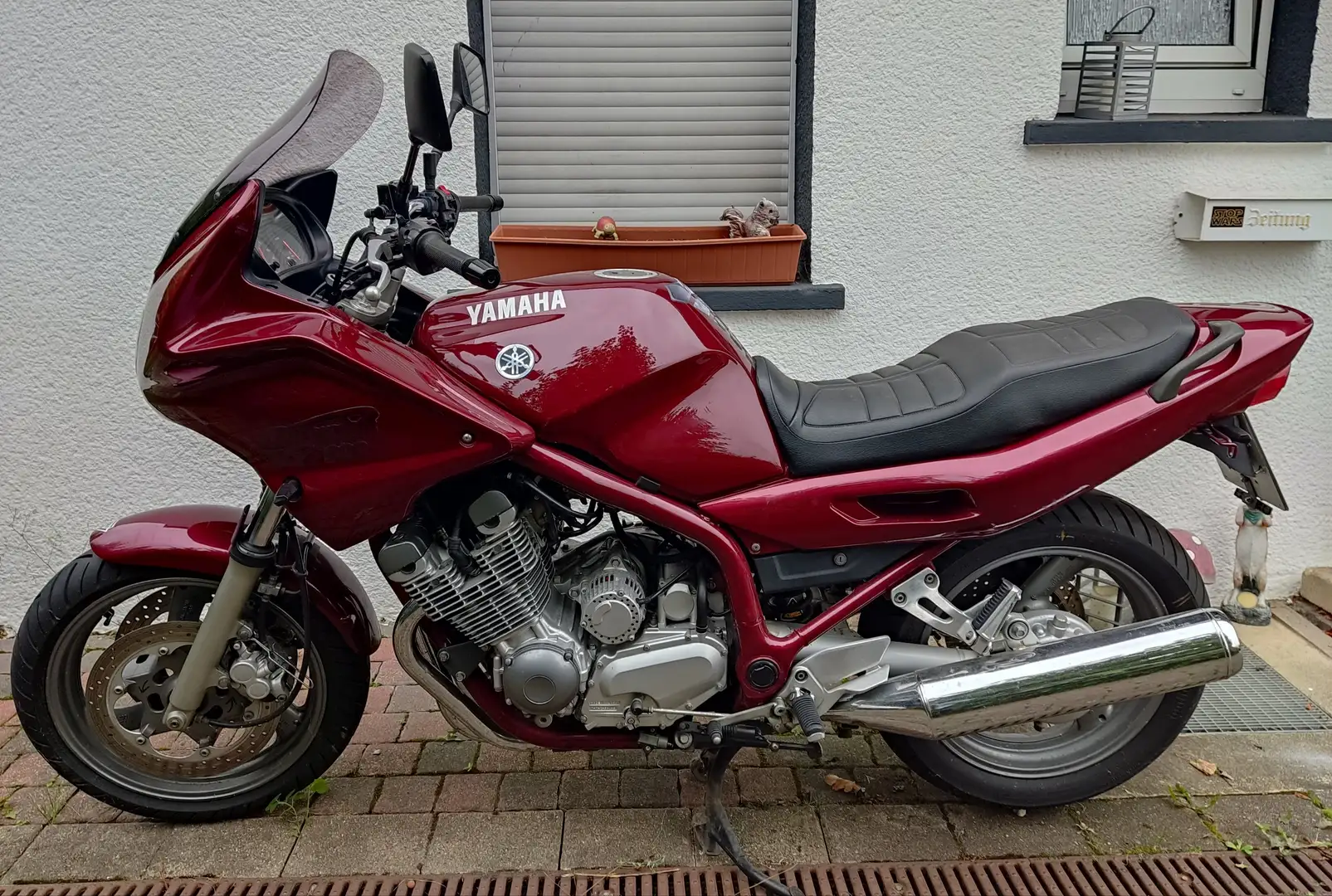 Yamaha XJ 900 4 km Красный - 1