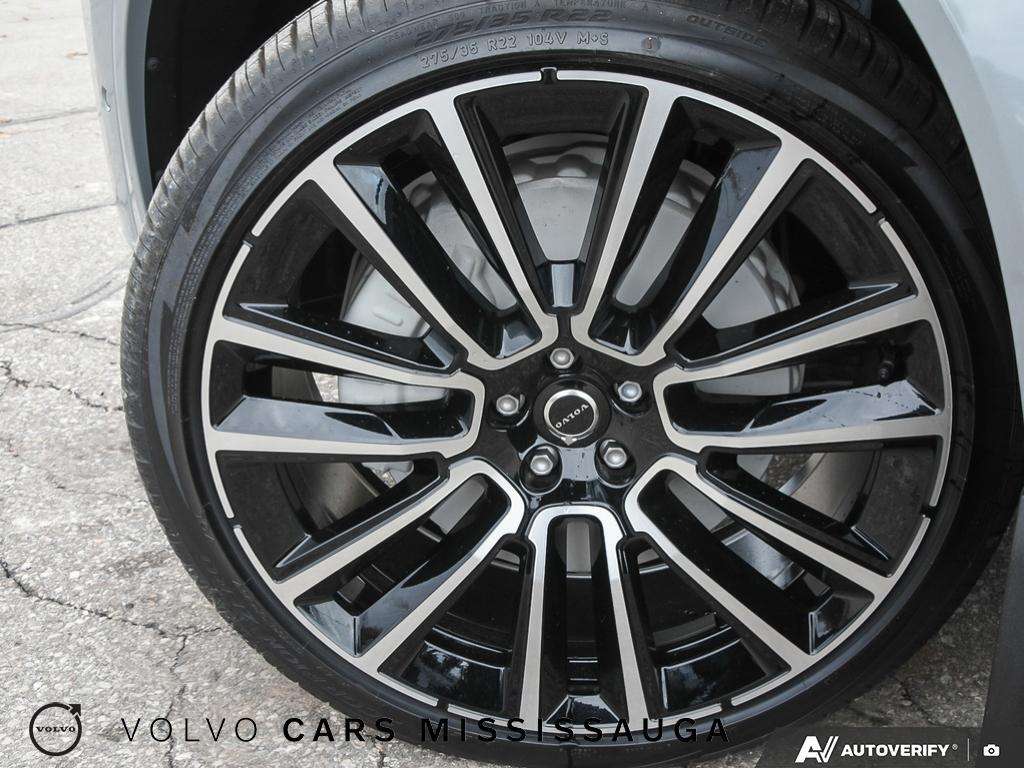 2026 Volvo XC90 B6 AWD Plus Dark Theme 7-Seater thumb 7