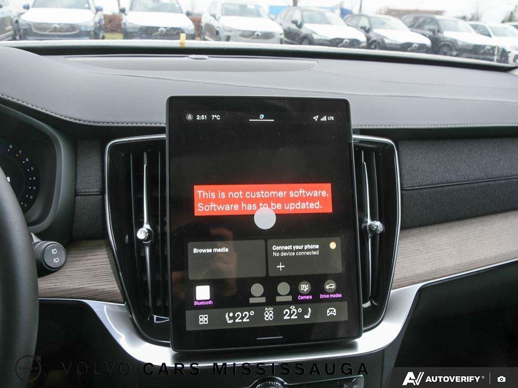 2026 Volvo XC90 B6 AWD Plus Dark Theme 7-Seater thumb 22
