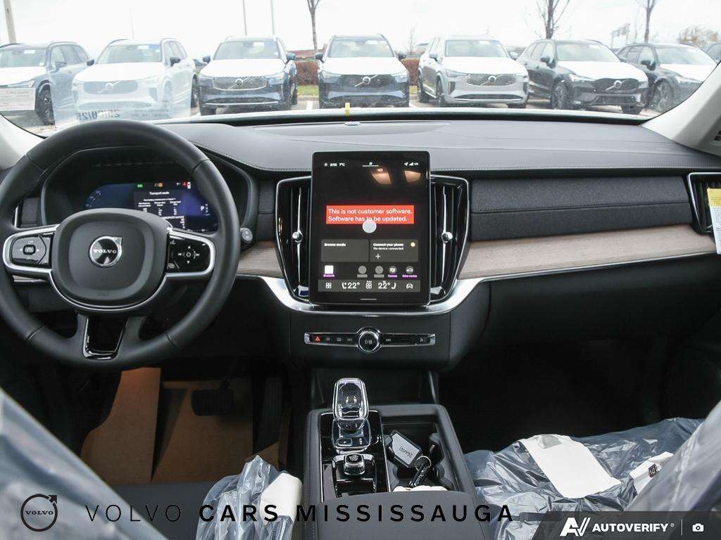 2026 Volvo XC90 B6 AWD Plus Dark Theme 7-Seater thumb 26