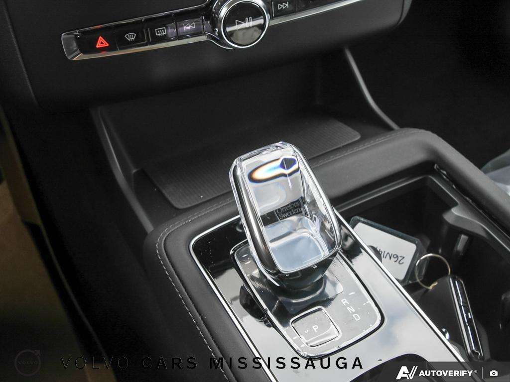 2026 Volvo XC90 B6 AWD Plus Dark Theme 7-Seater thumb 20