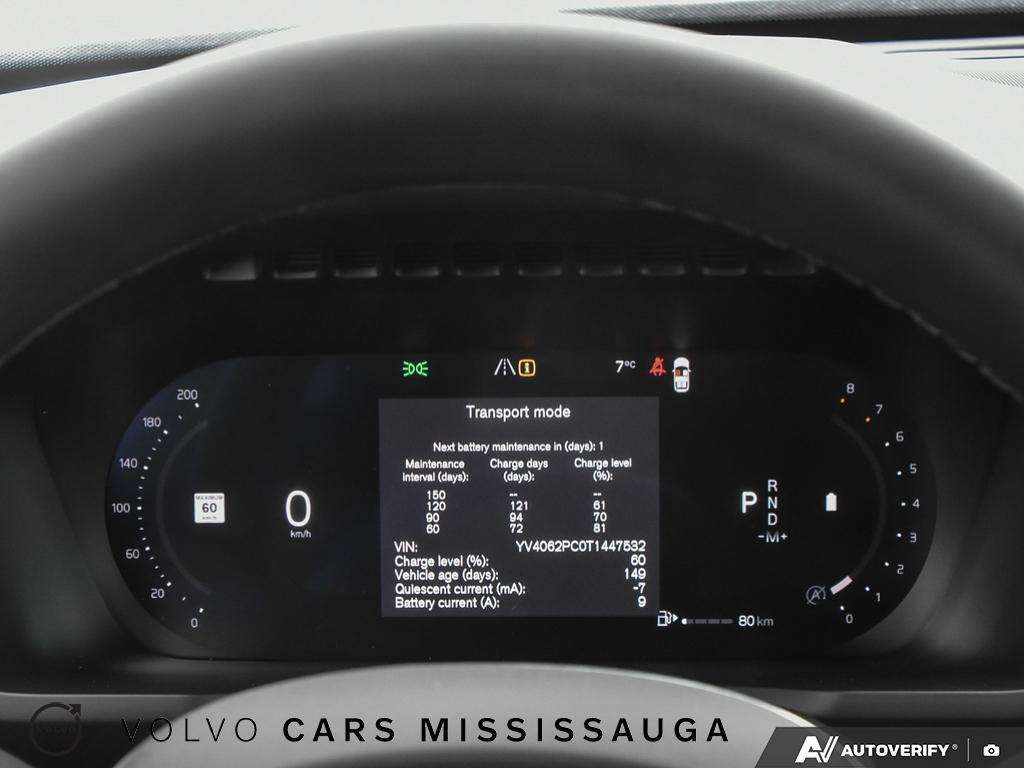 2026 Volvo XC90 B6 AWD Plus Dark Theme 7-Seater thumb 16