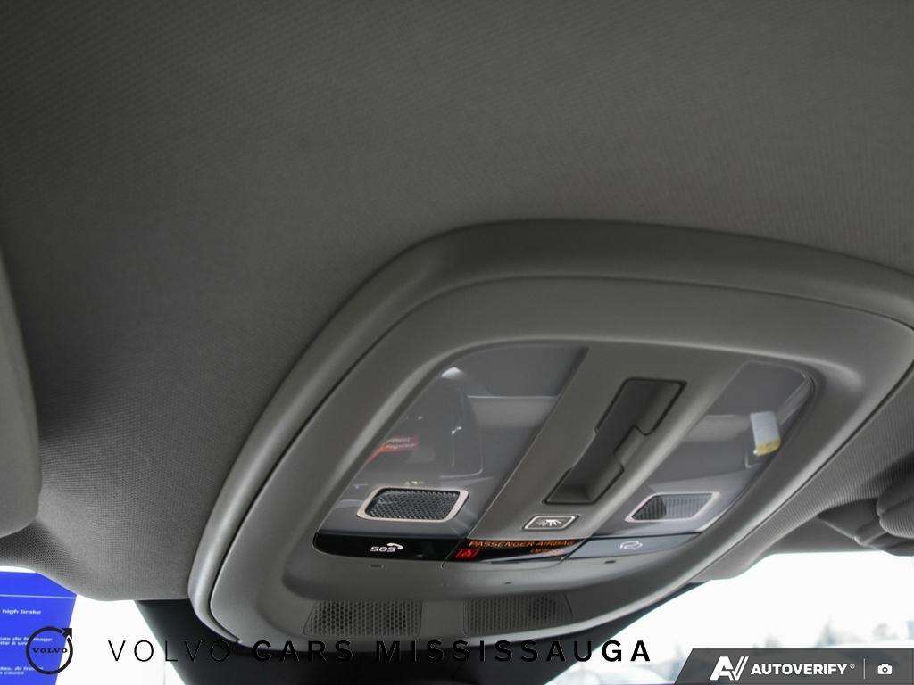 2026 Volvo XC90 B6 AWD Plus Dark Theme 7-Seater thumb 23