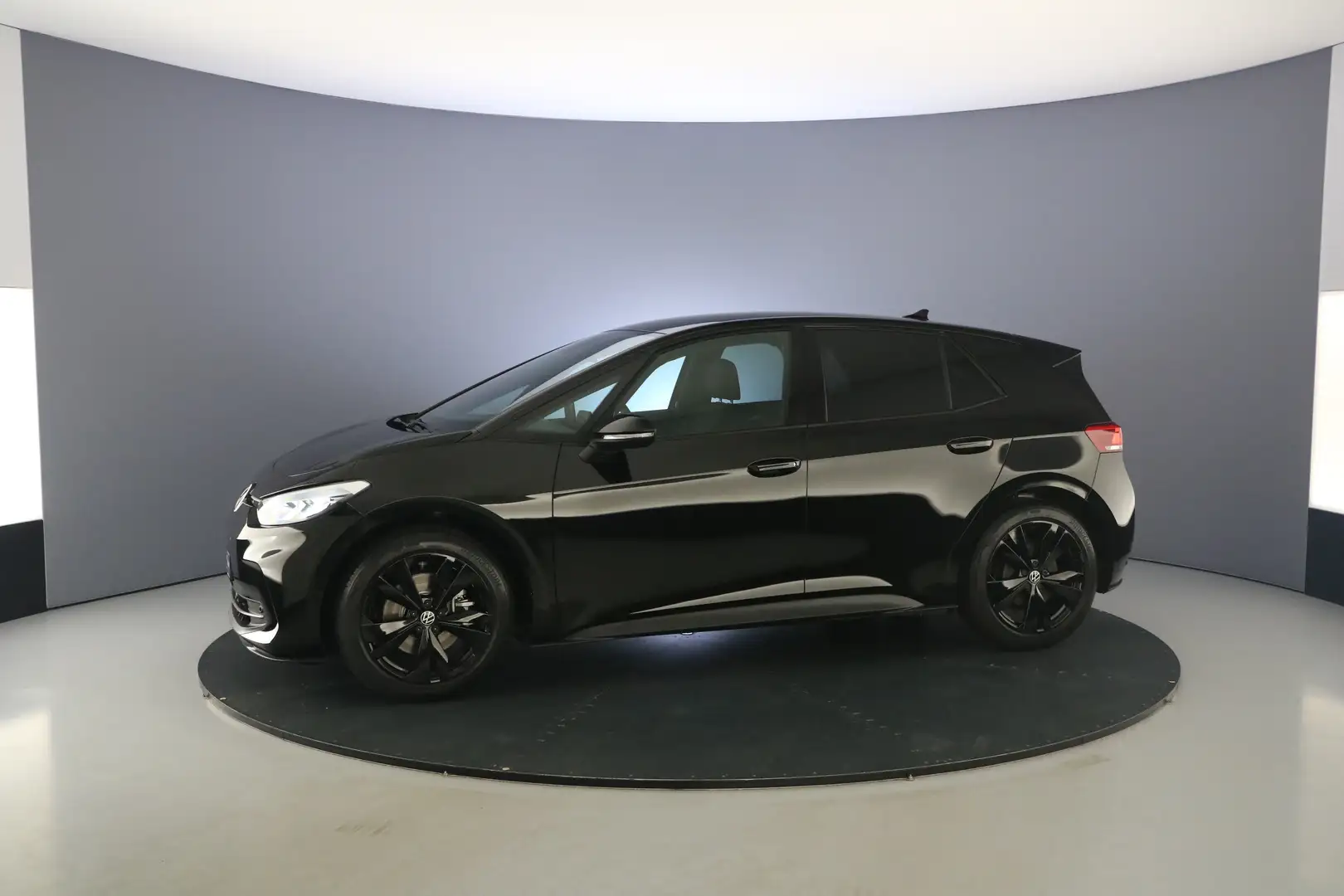 Volkswagen ID.3 Elektromotor 52 kWh 170pk Limited Edition Zwart - 2