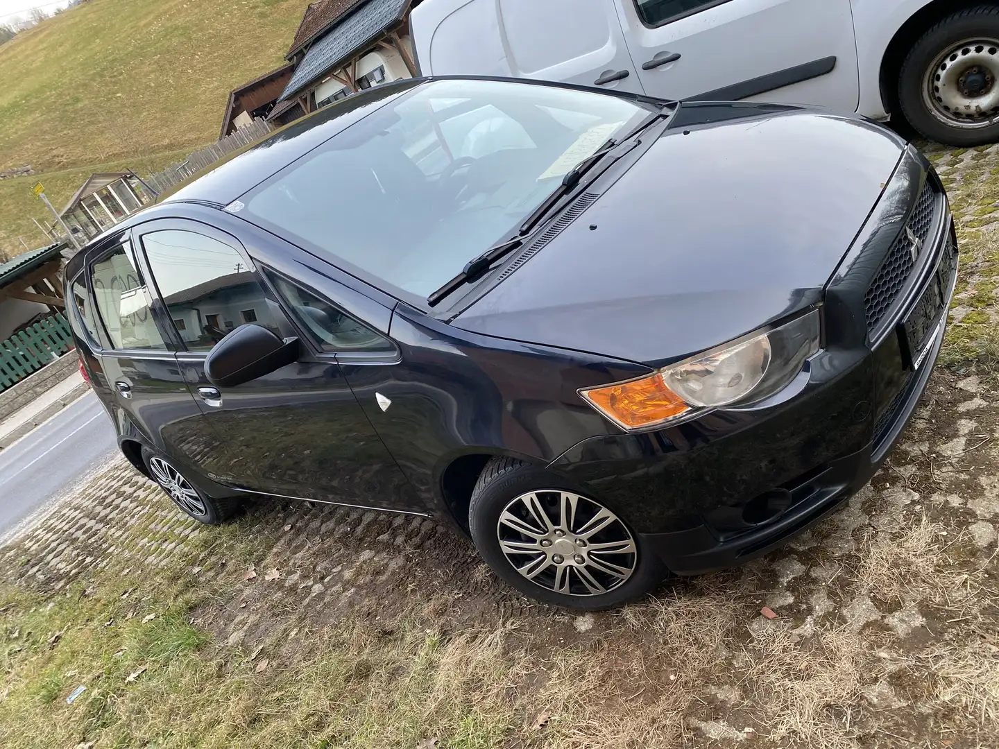 Mitsubishi Colt 5dr 1,1 MPI Inform Clear Tec - 1