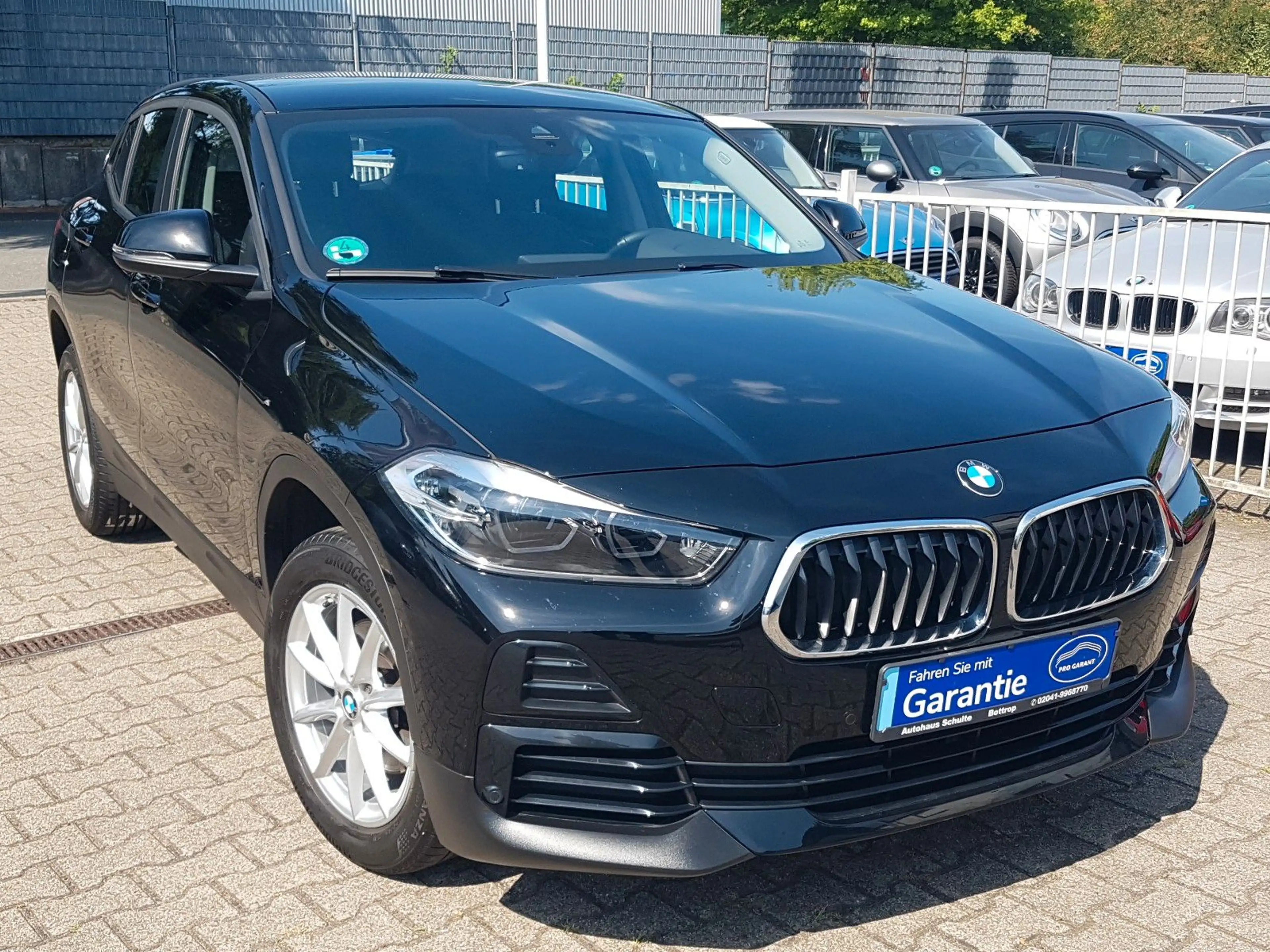 BMW X2 sDrive18i Advantage Navi AHK PDC Sitzheizung