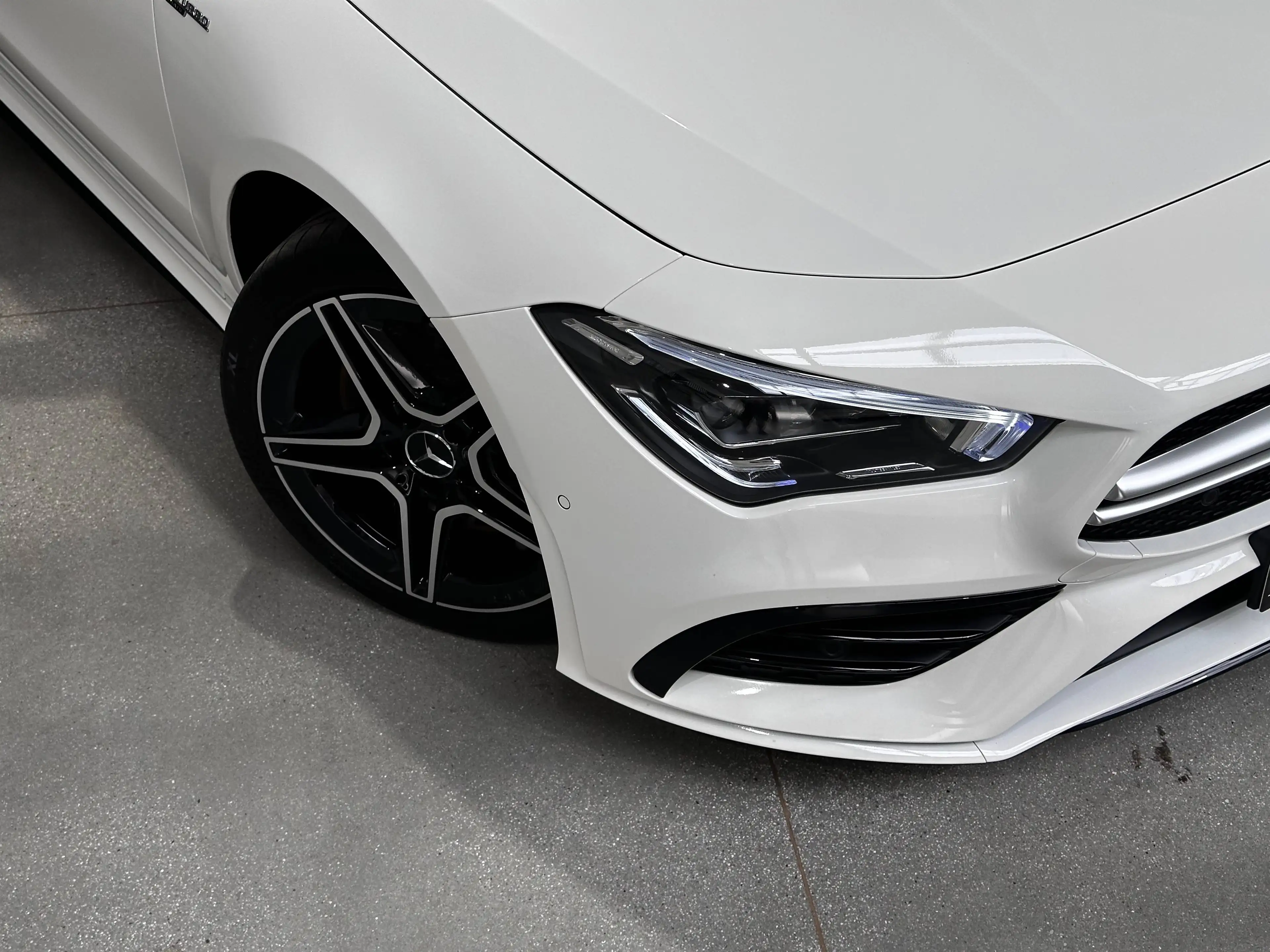 Mercedes-Benz CLA 35 AMG 4-Matic *PANO DAK*MEMORYPAKKET*MBUX NAVI PLUS*FULL LED* — photo 6