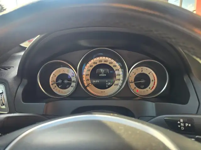 Mercedes-Benz E-Class view 6