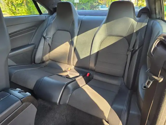 Mercedes-Benz E-Class view 8
