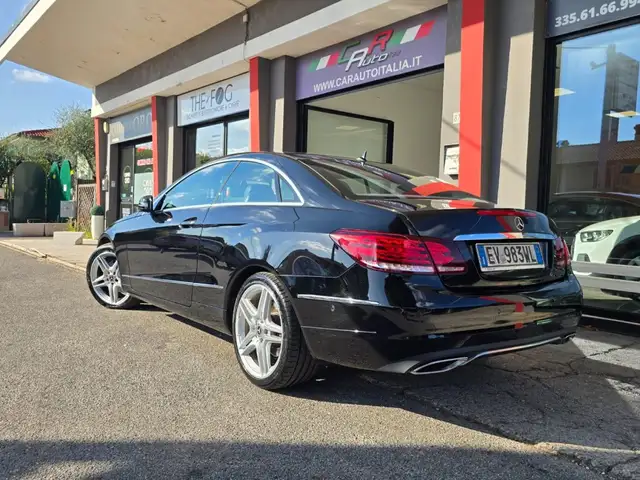Mercedes-Benz E-Class view 9