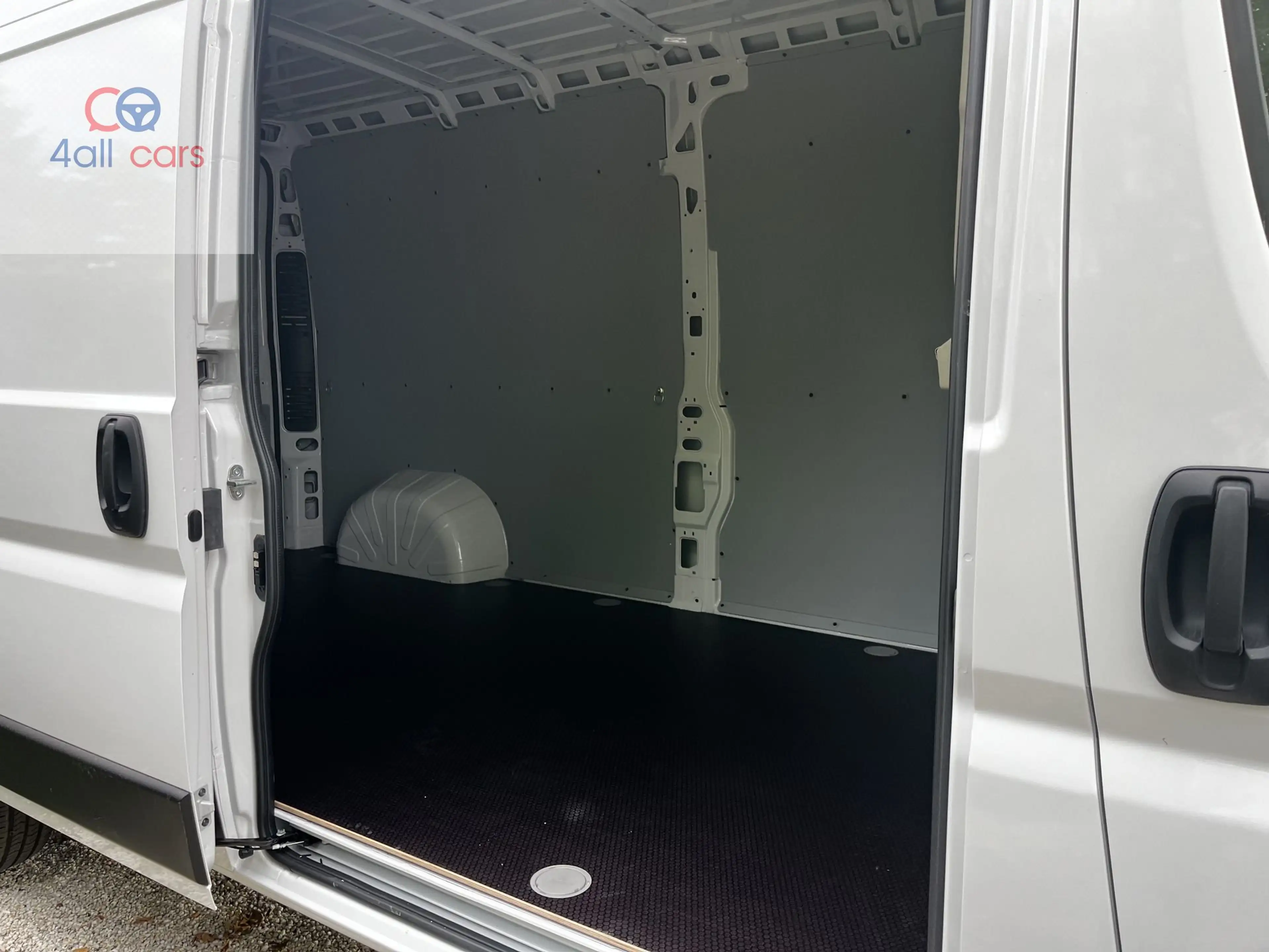 Citroen Jumper 3220 Light 335 L3H2, Laadbesch, v+a-Cam-180°, Bluetooth, Cruise, 16Q, 2.2BlueHDi S&S — photo 8
