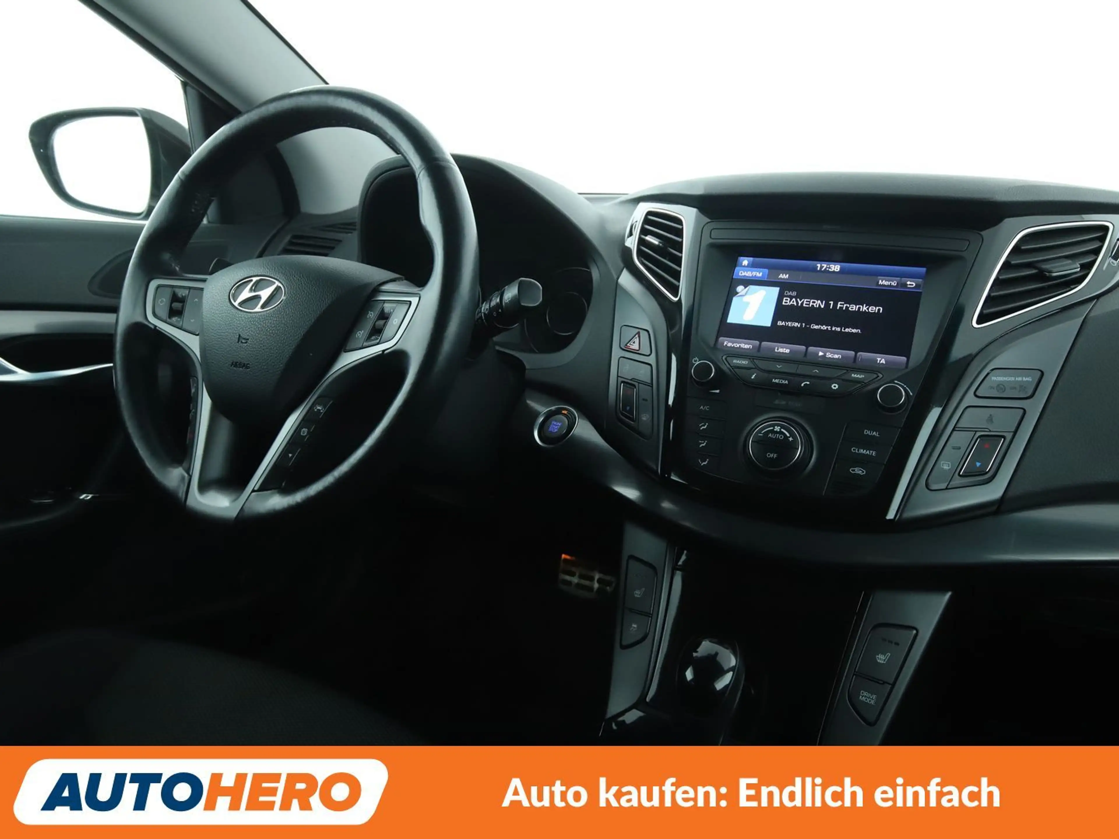 Hyundai i40 2.0 GDI Style*NAVI*TEMPO*PDC*ShZ*DAB*TOUCH* — photo 13