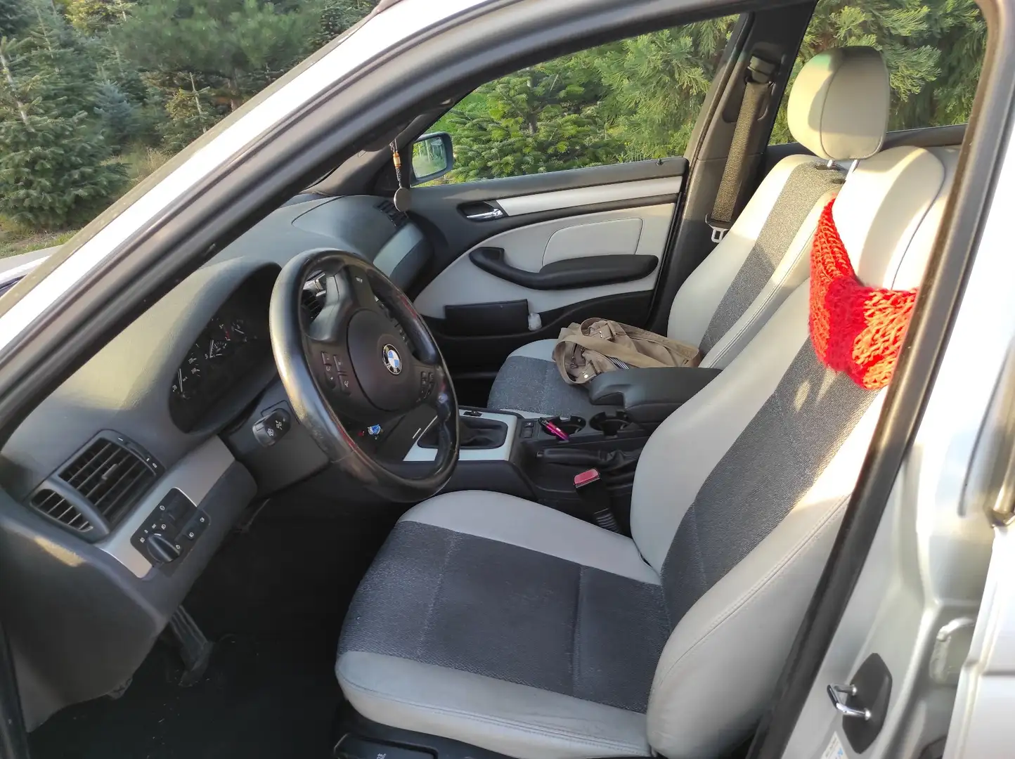 BMW 320 320i touring - 2