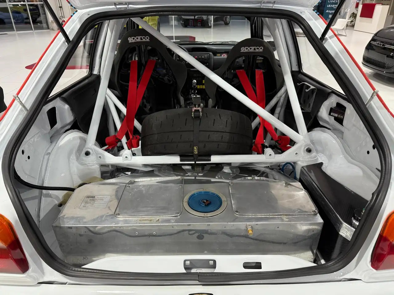 Ford Escort RS Cosworth Gr.A Martini ex Jolly Club, foto 12