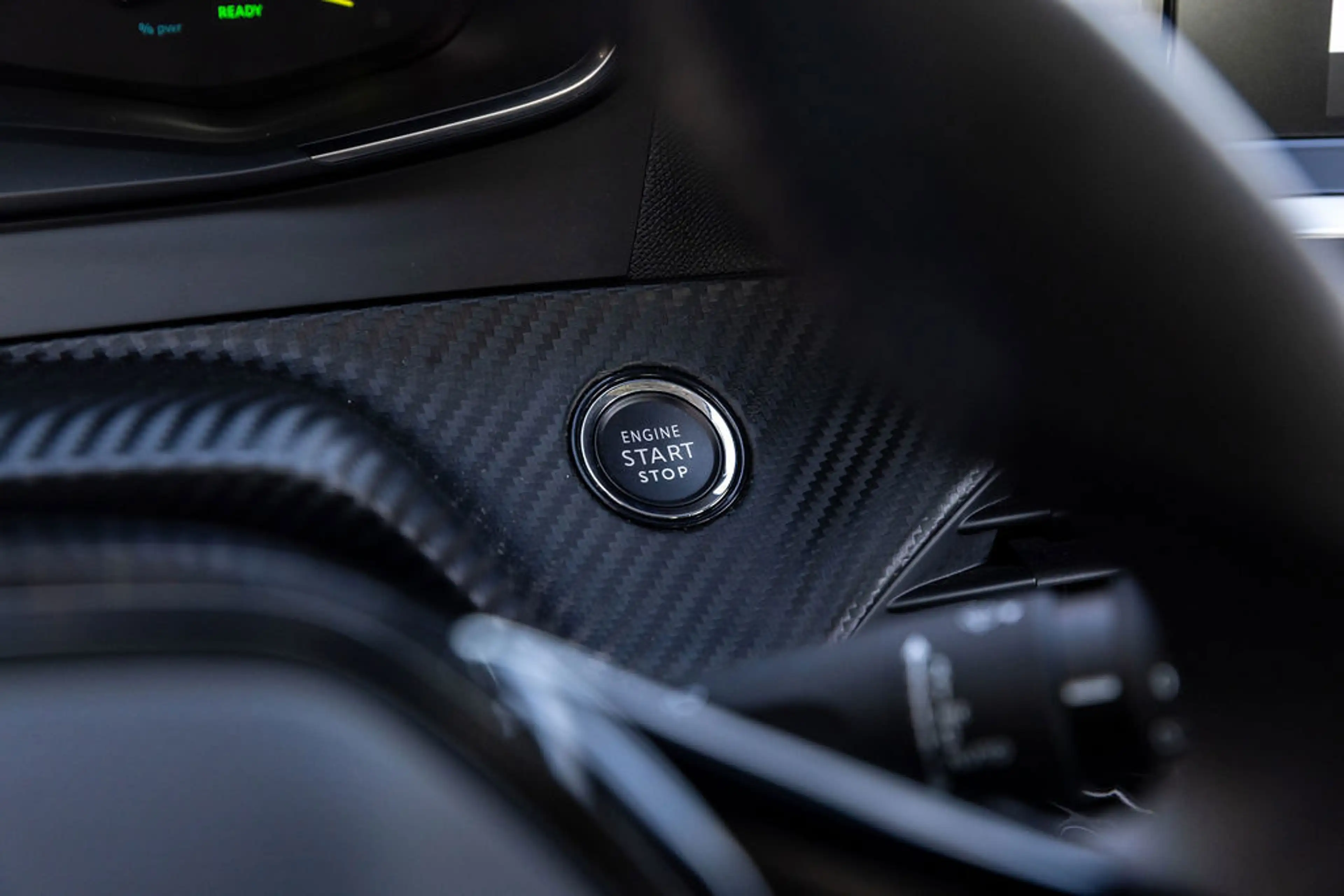 Peugeot e-208 EV Active Pack 50 kWh Head up display — photo 22