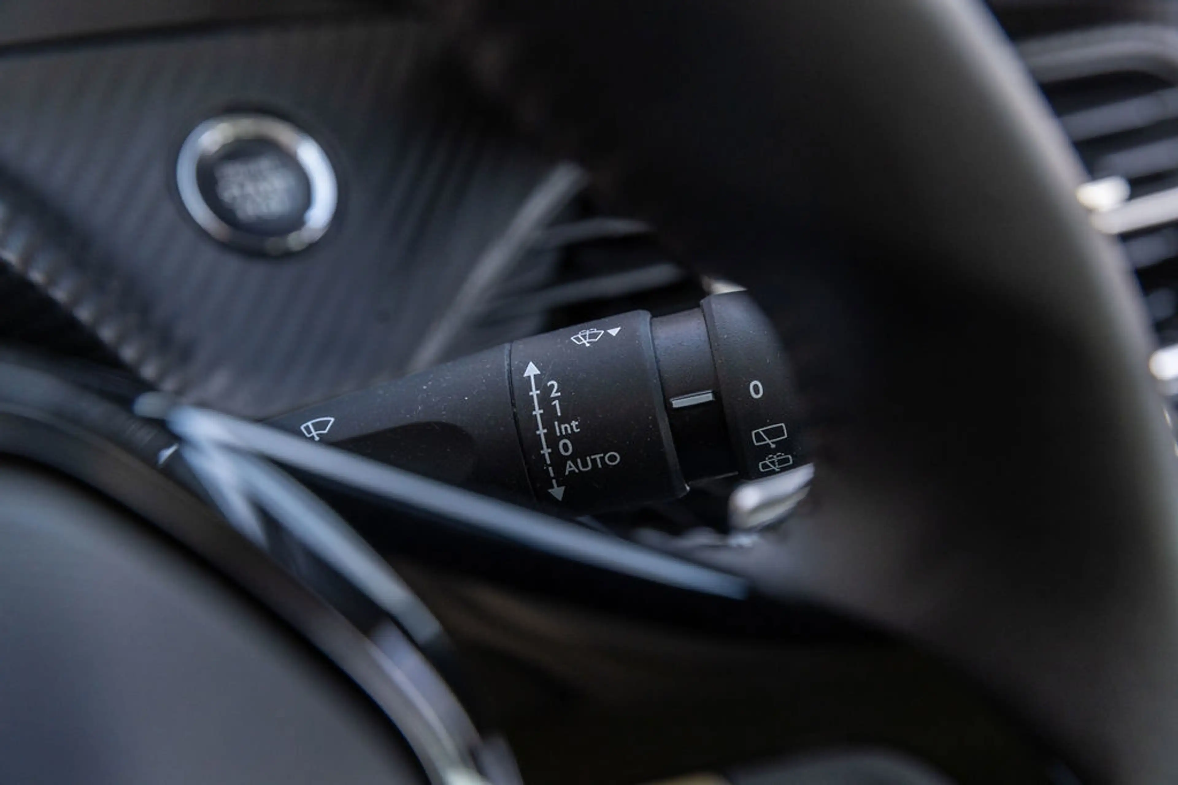 Peugeot e-208 EV Active Pack 50 kWh Head up display — photo 21