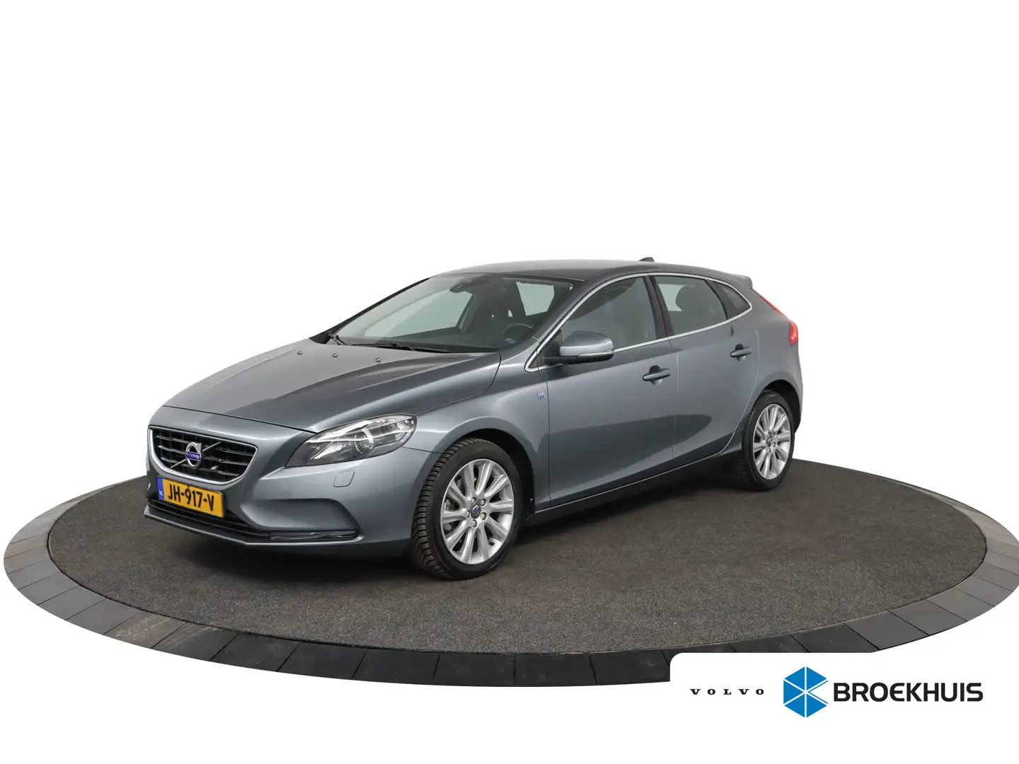 Volvo V40 2.0 T3 Momentum | Stoel verwarming | Voorruit verw Grijs - 1