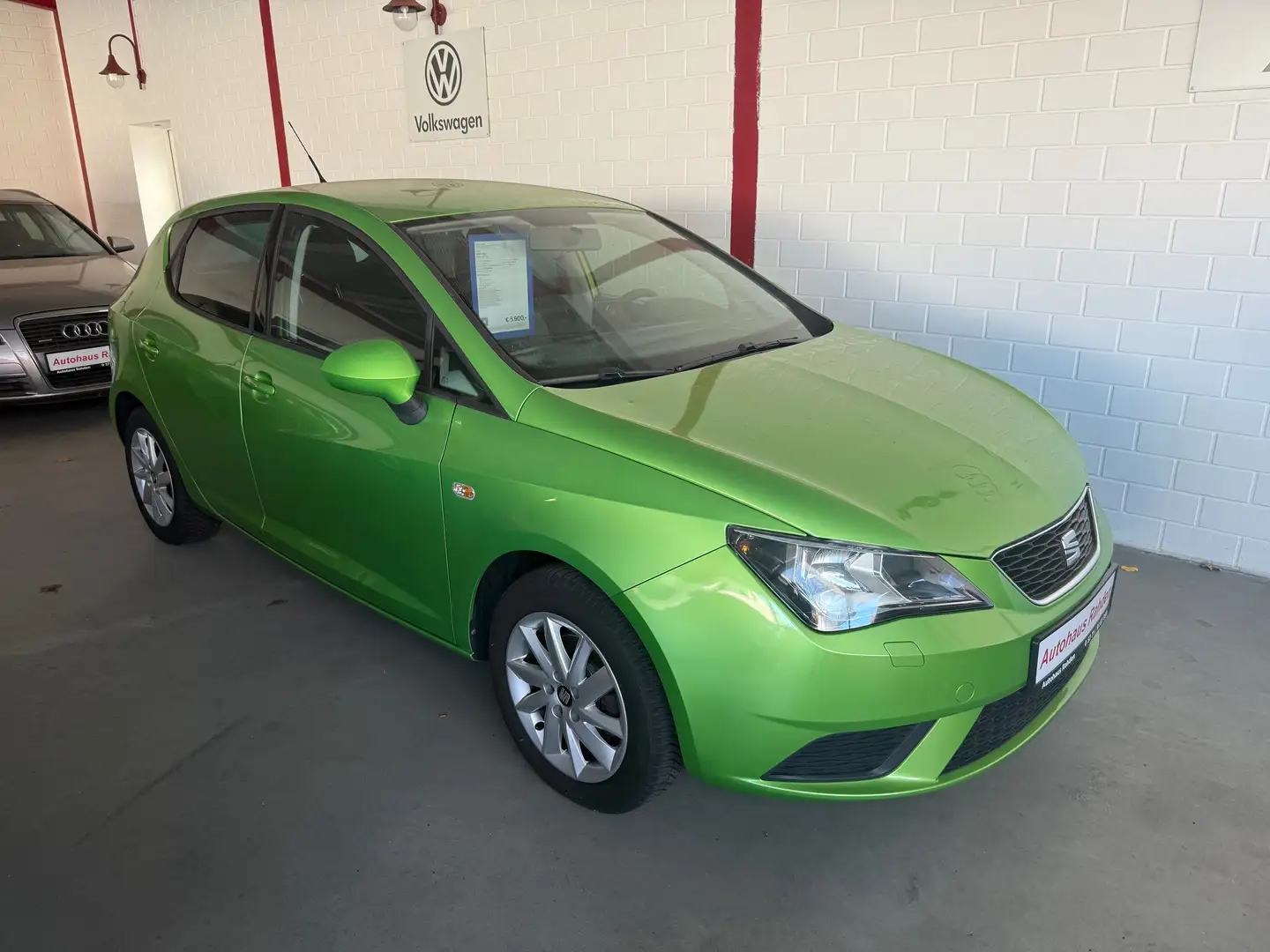 SEAT Ibiza Ibiza 1.4 16V i-Tech Grün - 1