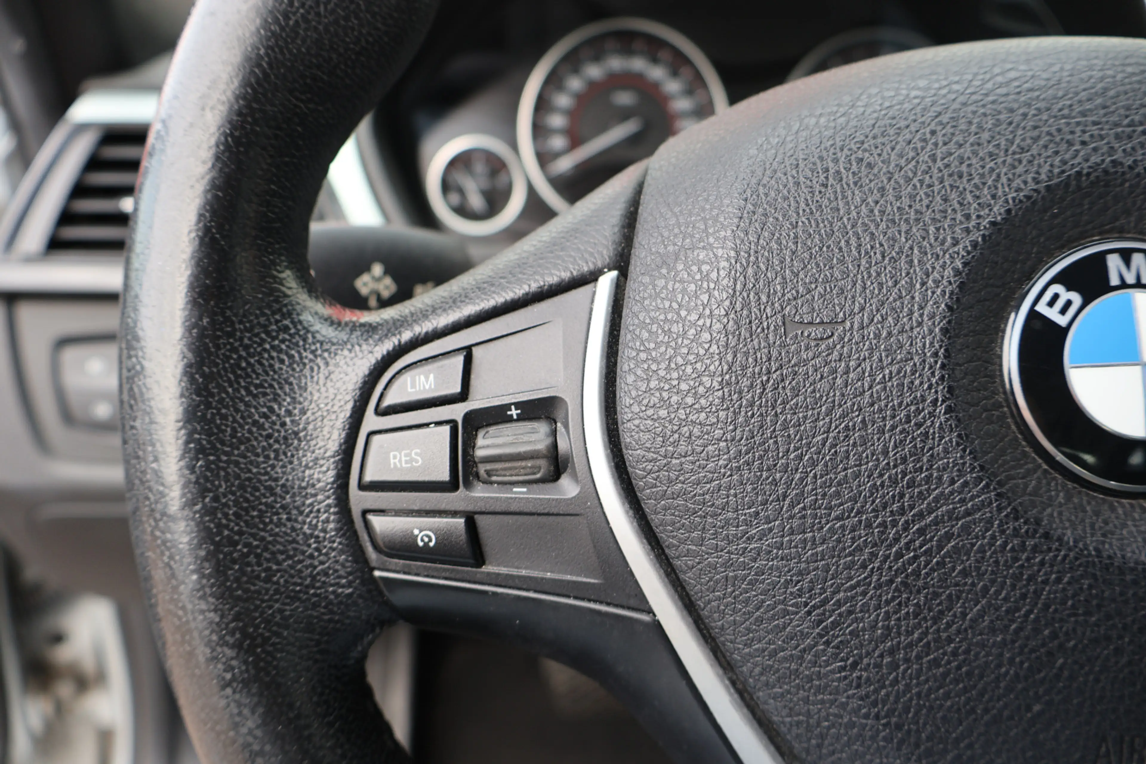 BMW 316 3-serie Touring 316d Executive — photo 12