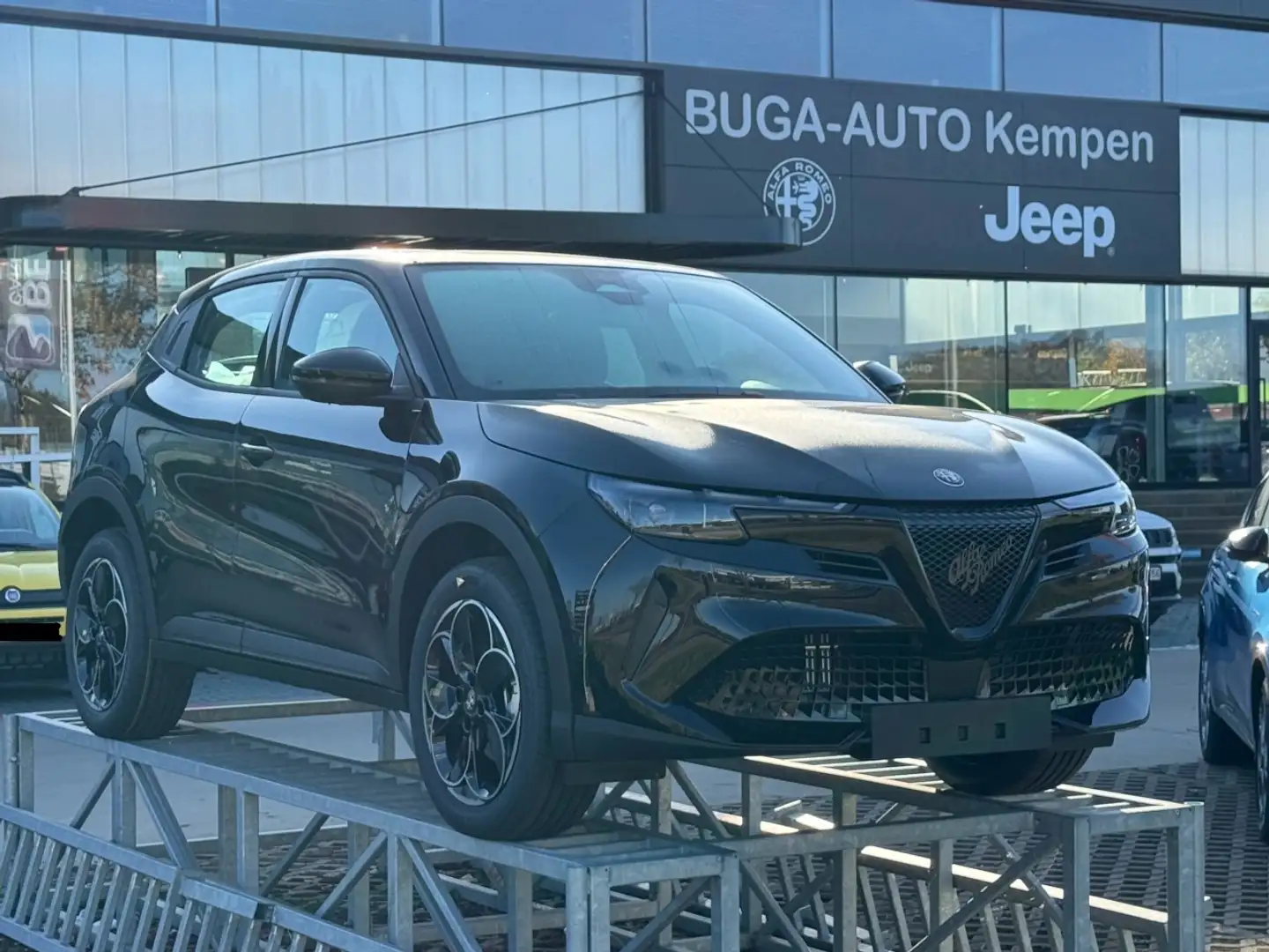 Alfa Romeo Junior 1.2 Ibrida 145pk Noir - 2