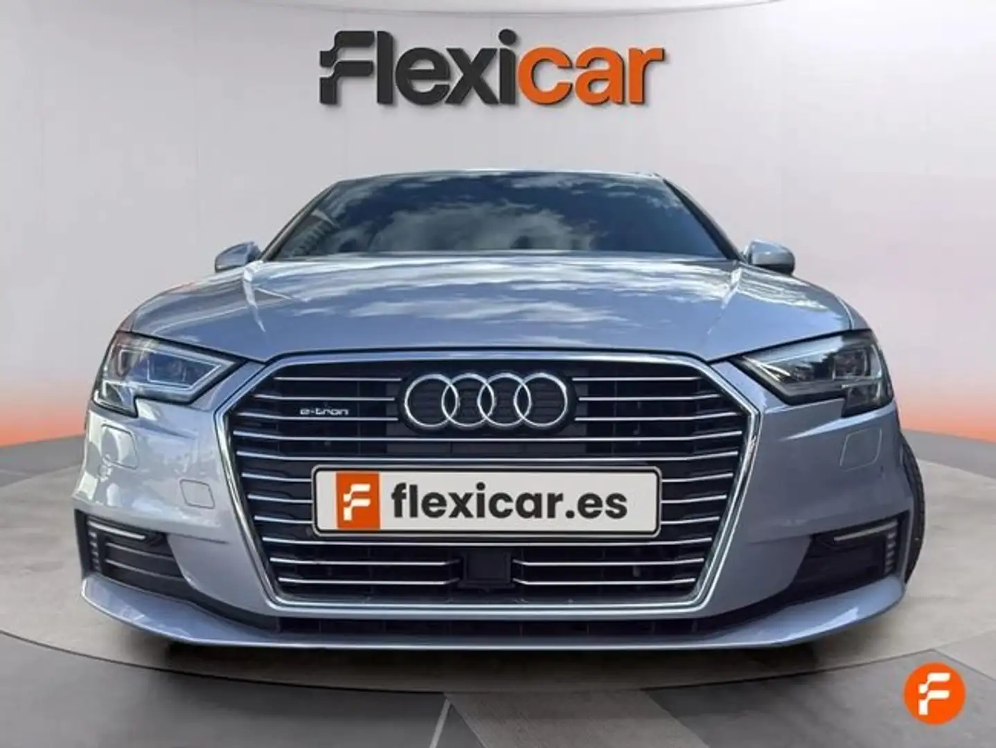 Audi A3 Sportback 1.4 TFSI e-tron S tronic Gris - 2
