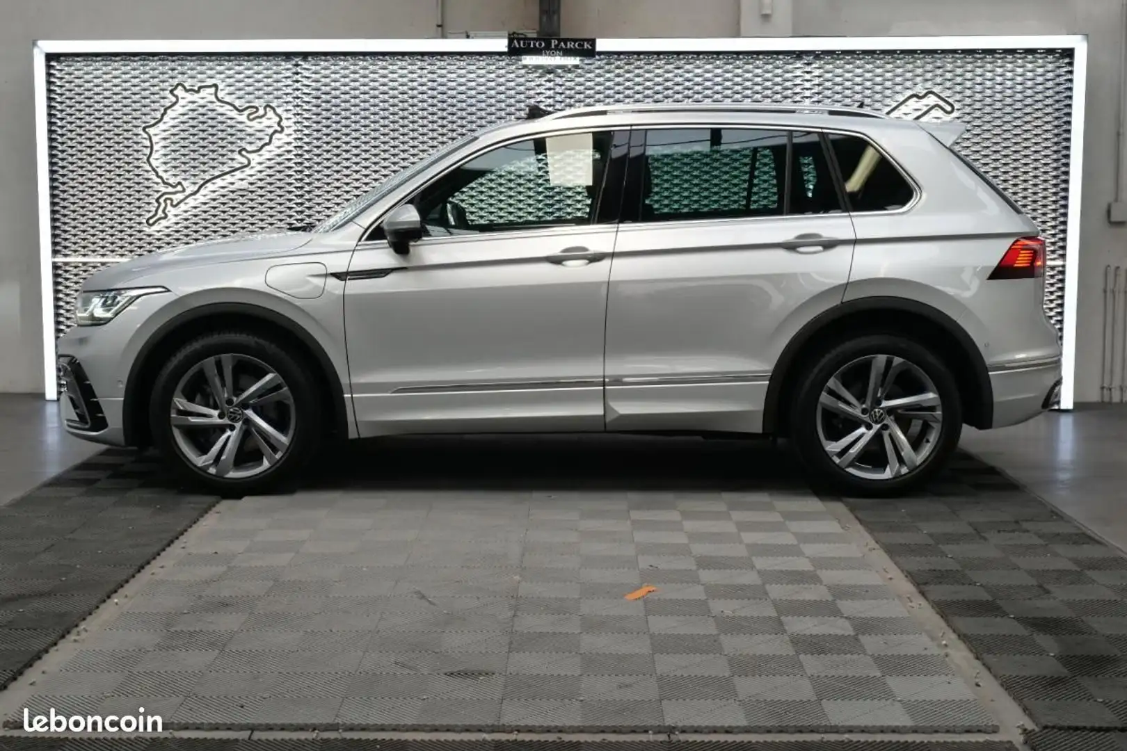 Volkswagen Tiguan eHybrid 245ch DSG6 R-Line Exclusive 1°MAIN FRANCAIS TVA RECUPERABLE LOA-LLD-C... Gris - 2