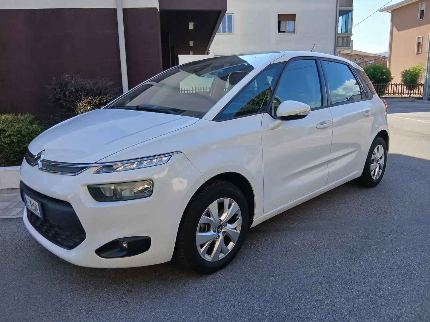 Citroen C4 Picasso 1.6 e-hdi Exclusive FULL opt TUA a € 199 mese Weiß - 2