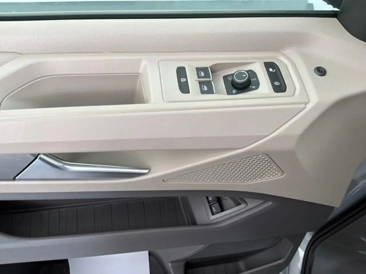 Volkswagen T7 Multivan 2026 — фото 10