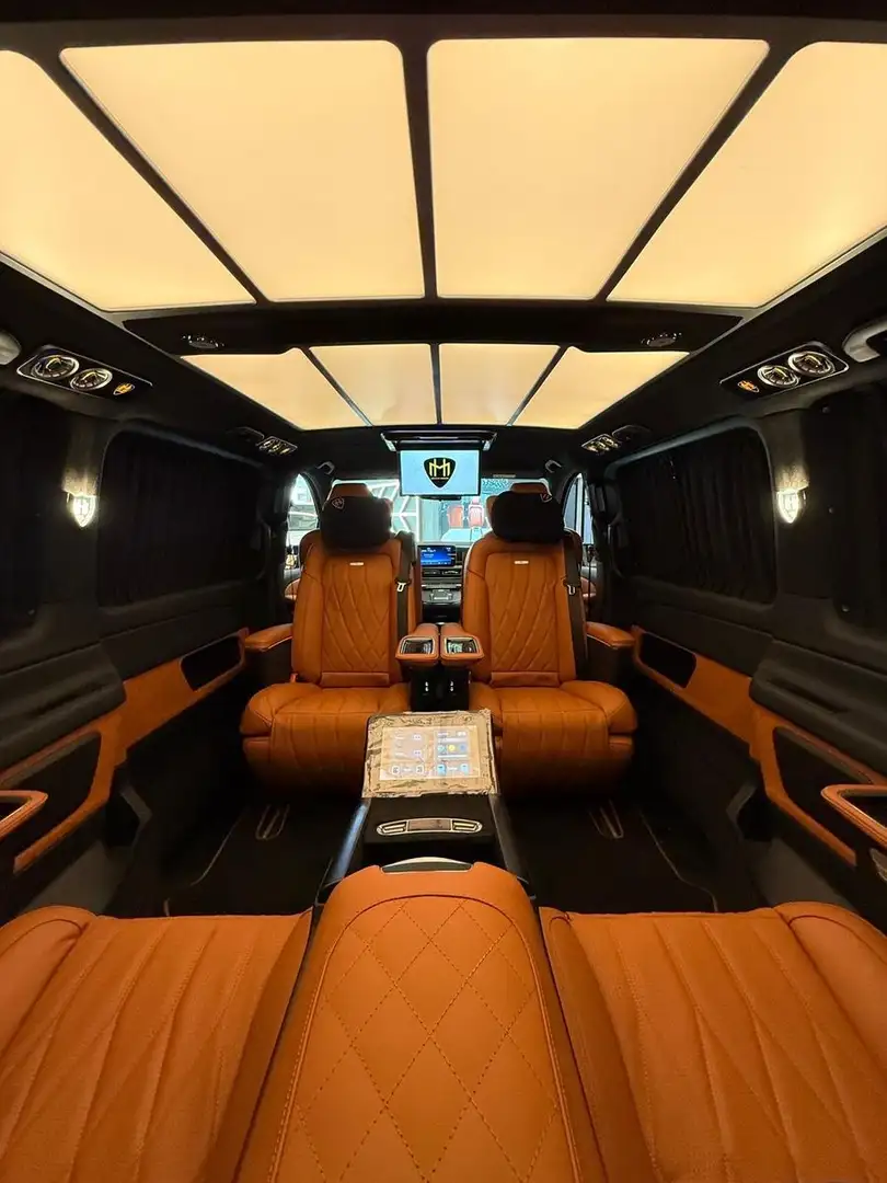 Mercedes-Benz V 300 extralang 2025 4x Luxussitze Negro - 1