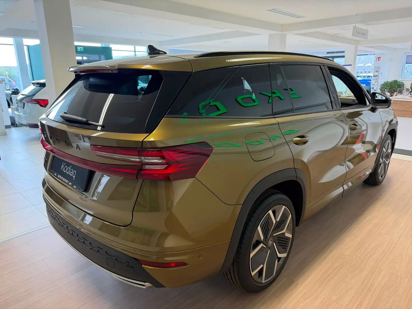 Skoda Kodiaq 2.0 TDI 110 kW Sportline - 2