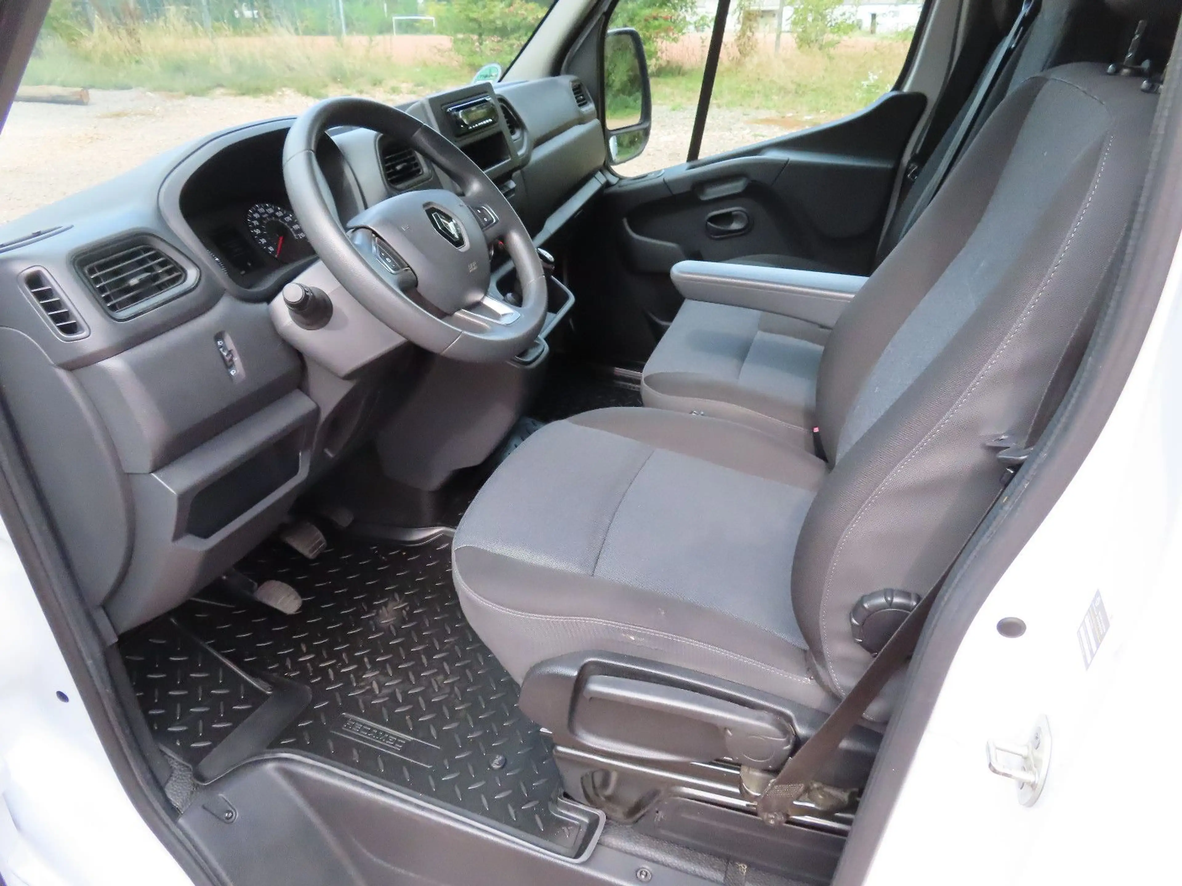 Renault Master III Kasten L2H2 HKa 3,5t — photo 14
