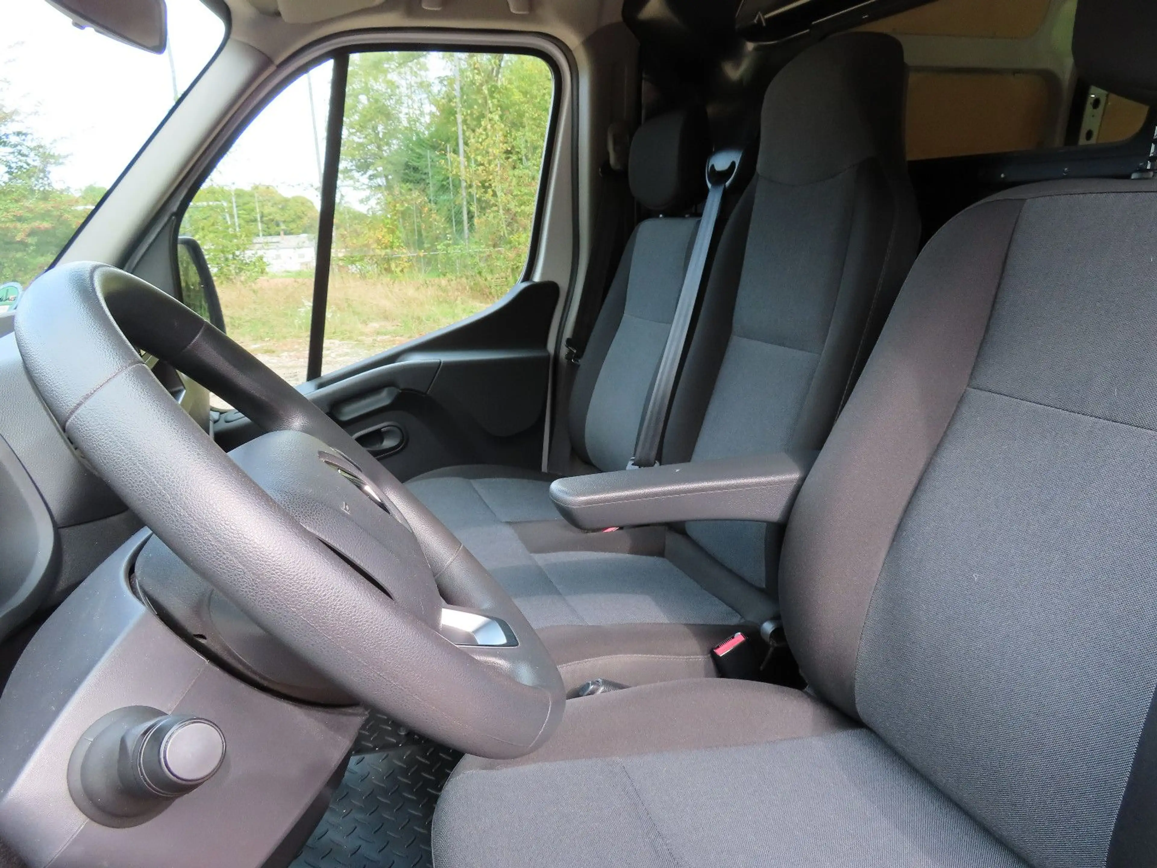 Renault Master III Kasten L2H2 HKa 3,5t — photo 13
