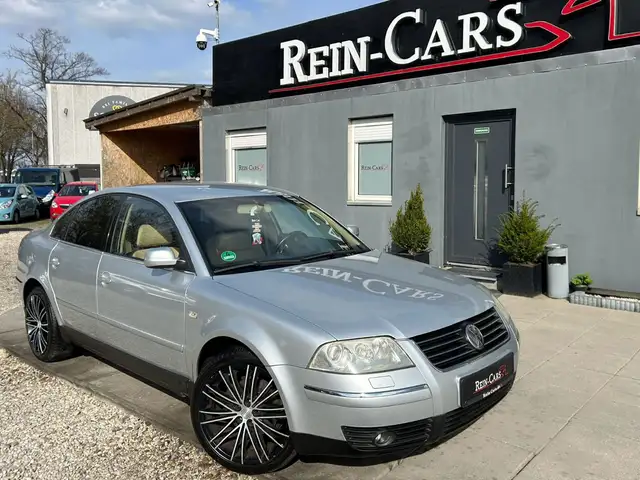 Volkswagen Passat 1.8 T Highline/NAV/XEN/LEDER/TEMP/PDC/SHZ