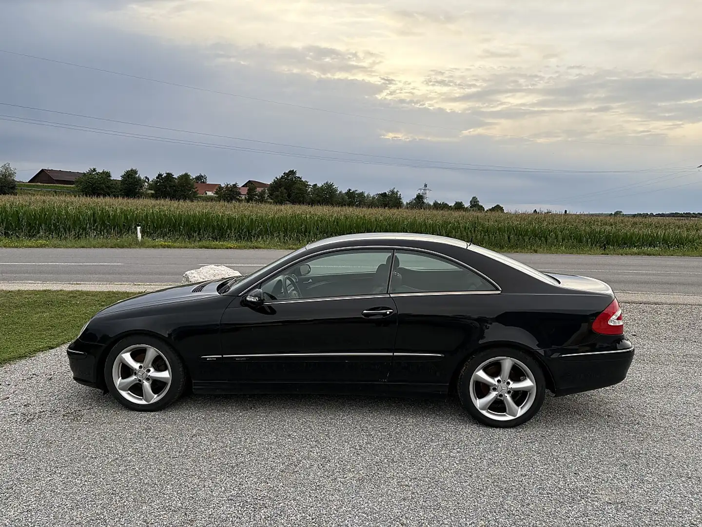 Mercedes-Benz CLK 200 Kompressor Elegance Schwarz - 2