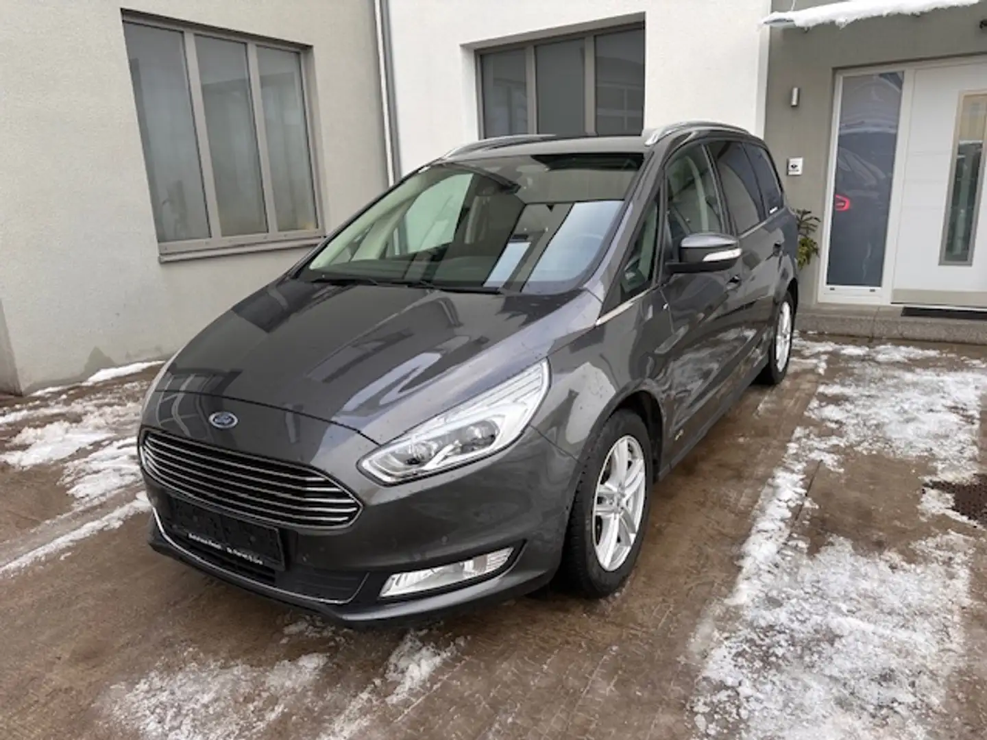 Ford Galaxy Galaxy 2,0 TDCi AWD Titanium Start/Stop Powershift Titanium Grau - 1