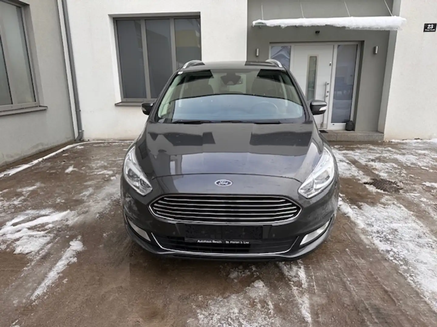Ford Galaxy Galaxy 2,0 TDCi AWD Titanium Start/Stop Powershift Titanium Grau - 2
