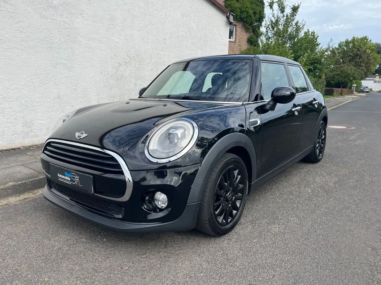 MINI Cooper 5-Türer LED Sportsitze Tempomat Leder PDC Černá - 1
