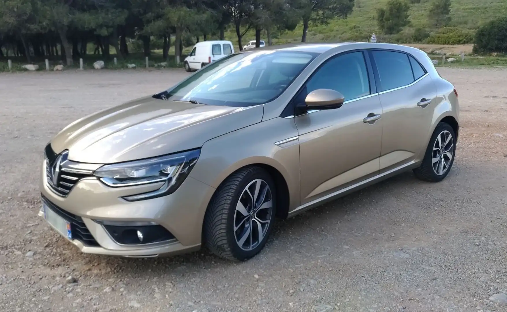 Renault Megane Mégane IV Berline TCe 165 Energy EDC Intens Beige - 1